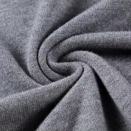 Carl | Turtleneck Cashmere Sweater
